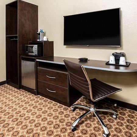 Microtel Inn And Suites Pecos Ngoại thất bức ảnh
