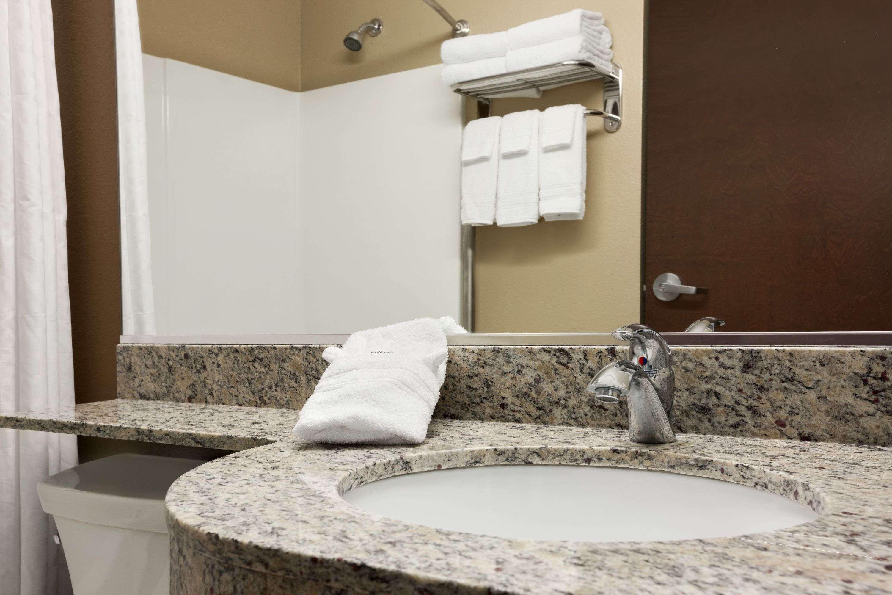 Microtel Inn And Suites Pecos Ngoại thất bức ảnh